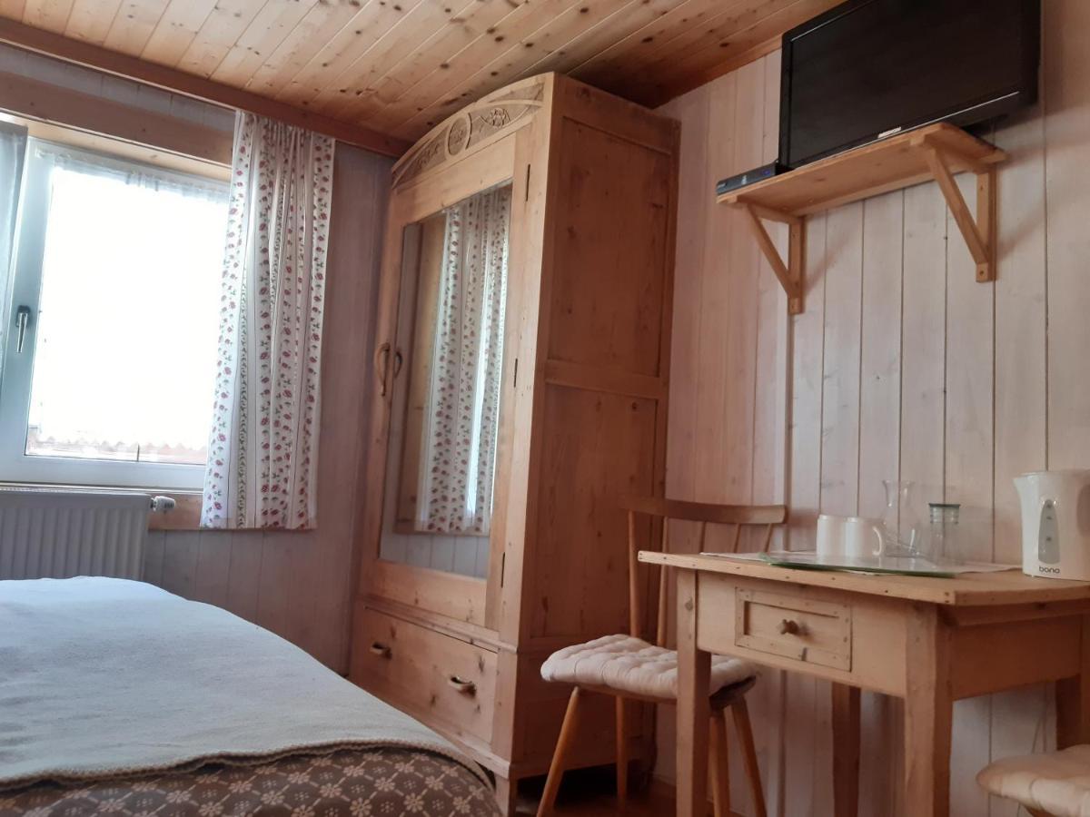 Bed & Breakfast Dolomiti Bey Haus Pinter Assling Exterior photo