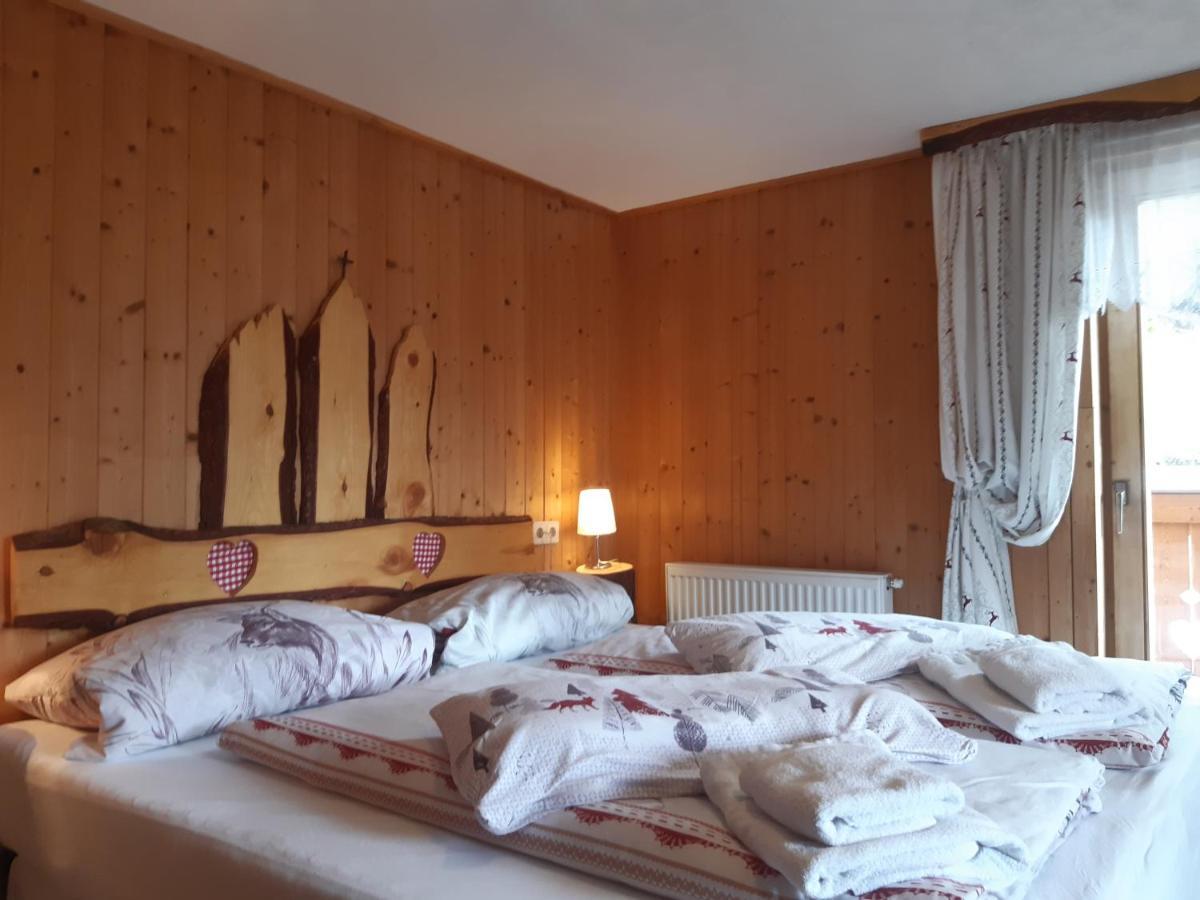 Bed & Breakfast Dolomiti Bey Haus Pinter Assling Exterior photo