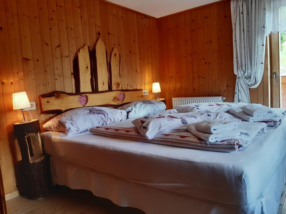Bed & Breakfast Dolomiti Bey Haus Pinter Assling Exterior photo