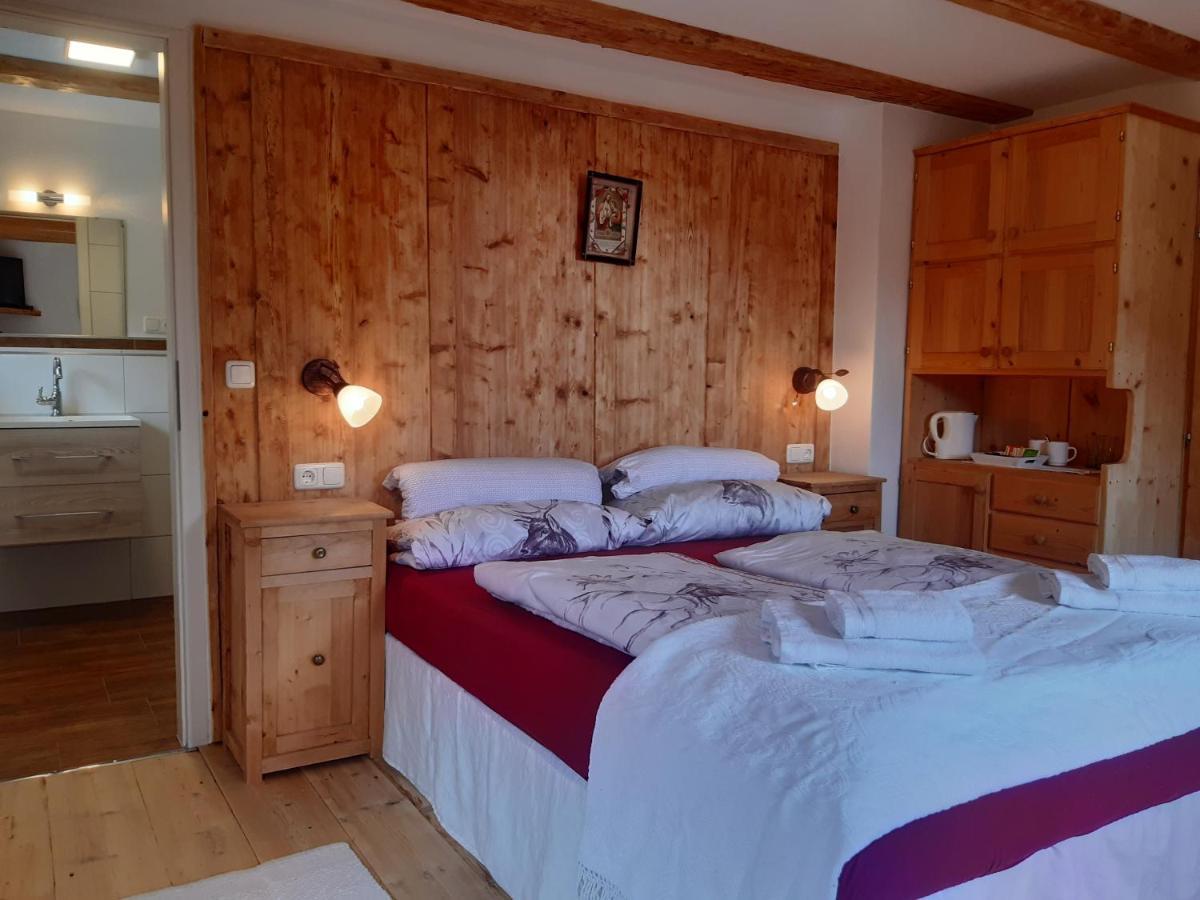 Bed & Breakfast Dolomiti Bey Haus Pinter Assling Exterior photo